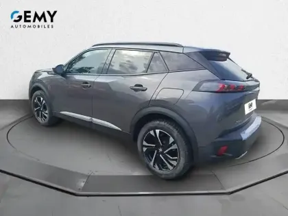 Photo 6 Peugeot 2008  PureTech 130 S&S EAT8