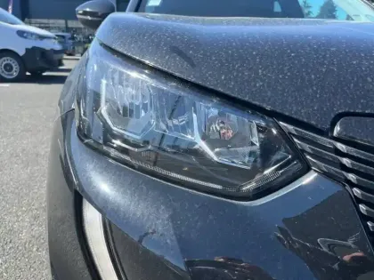 Photo 15 Peugeot 2008  Electrique 136 ch