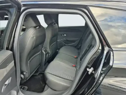 Photo 11 Peugeot 308  SW Hybrid 145 e-DCS6