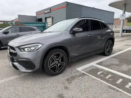 Photo 11 Mercedes GLA  250 e 8G-DCT