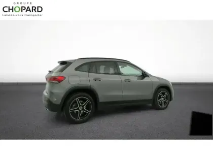 Photo 41 Mercedes GLA  250 e 8G-DCT