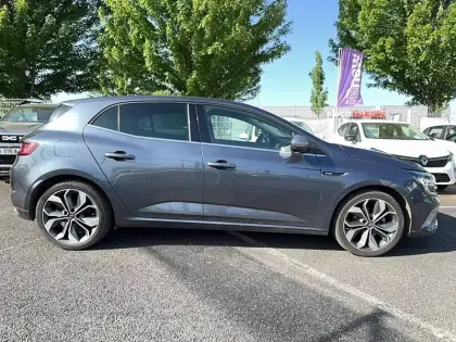 Photo 5 Renault Megane Mégane IV Berline TCe 140 FAP