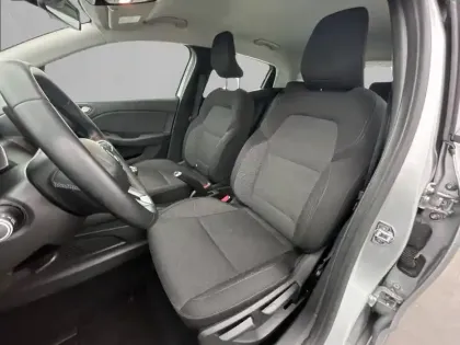 Photo 10 Renault Clio  Blue dCi 85