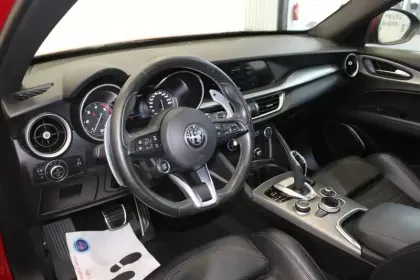 Photo 26 Alfa Romeo Stelvio  2.2 190 ch Q4 AT8