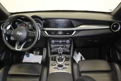Photo 18 Alfa Romeo Stelvio  2.2 190 ch Q4 AT8