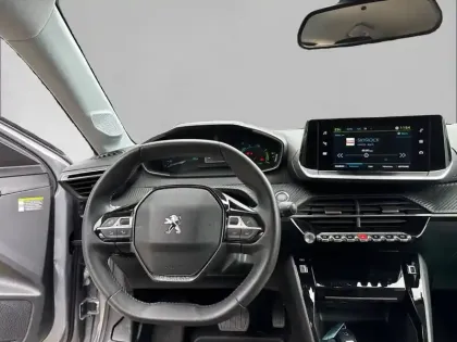 Photo 7 Peugeot 208  Electrique 50 kWh 136ch