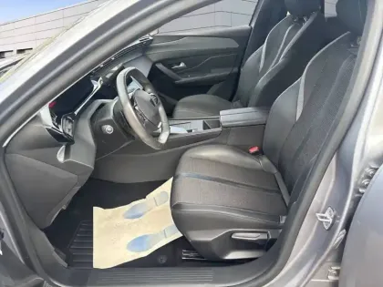 Photo 18 Peugeot 308  BlueHDi 130ch S&S EAT8