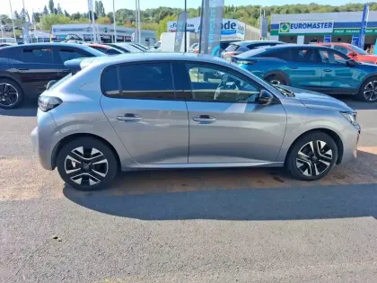 Photo 32 Peugeot 208  Hybrid 100 e-DCS6