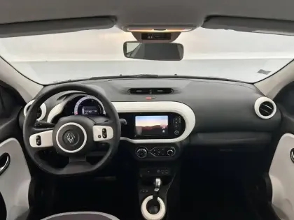 Photo 35 Renault Twingo  III Achat Intégral - 21