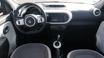 Photo 8 Renault Twingo  III Achat Intégral - 21