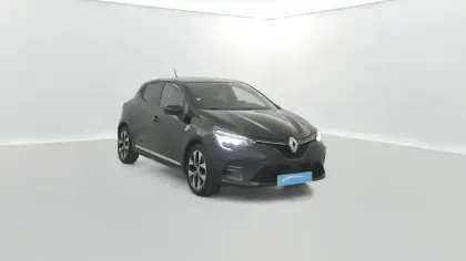 Photo 16 Renault Clio  TCe 90 - 21
