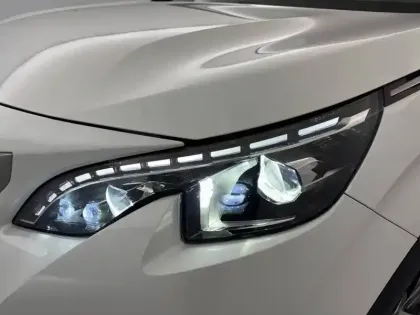 Photo 48 Peugeot 3008  2.0 BlueHDi 180ch S&S EAT6