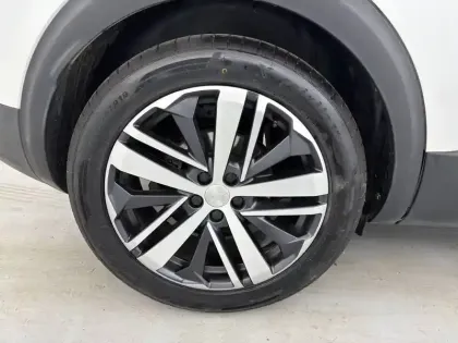 Photo 43 Peugeot 3008  2.0 BlueHDi 180ch S&S EAT6