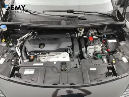 Photo 29 Peugeot 3008  Hybrid 225 e-EAT8