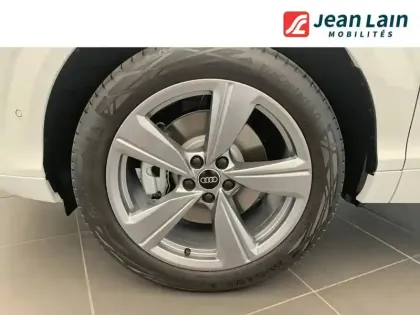Photo 8 Audi Q3  e-hybrid 272 ch S tronic 6