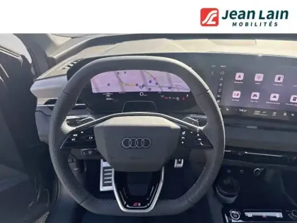 Photo 11 Audi E-tron Q6  Sportback 428 ch 100 kWh quattro