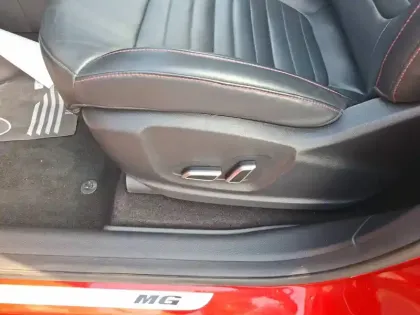 Photo 17 Mg EHS  1.5T GDI PHEV