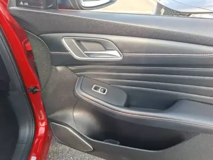 Photo 37 Mg EHS  1.5T GDI PHEV