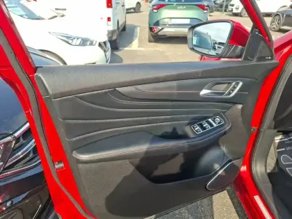 Photo 15 Mg EHS  1.5T GDI PHEV