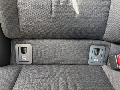 Photo 33 Toyota C-HR  Hybride 140
