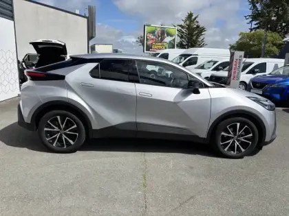 Photo 5 Toyota C-HR  Hybride 140