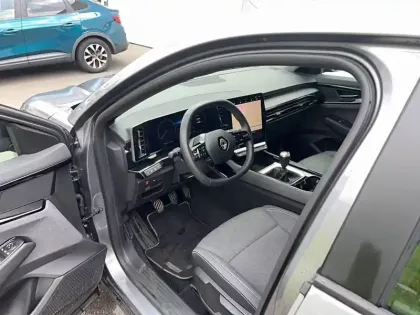 Photo 24 Renault Austral  mild hybrid advanced 130