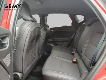 Photo 9 Renault Captur  E-Tech full hybrid 145 ch