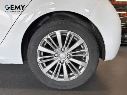 Photo 10 Peugeot 208  1.2 PureTech 82ch BVM5
