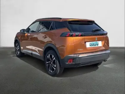 Photo 6 Peugeot 2008  BlueHDi 130 S&S EAT8