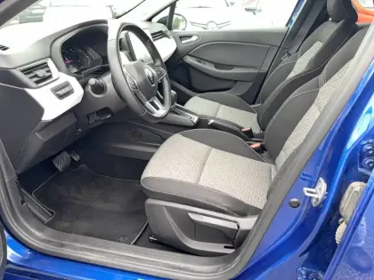 Photo 8 Renault Clio  E-Tech full hybrid 145