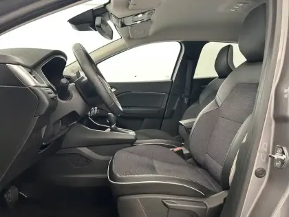 Photo 17 Renault Captur  E-Tech 145 - 21