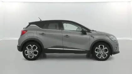 Photo 14 Renault Captur  E-Tech 145 - 21