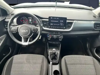 Photo 9 Kia Stonic  1.0 T-GDi 120 ch ISG BVM6