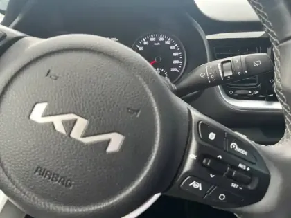Photo 24 Kia Stonic  1.0 T-GDi 120 ch ISG BVM6