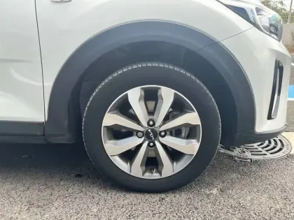 Photo 15 Kia Stonic  1.0 T-GDi 120 ch ISG BVM6