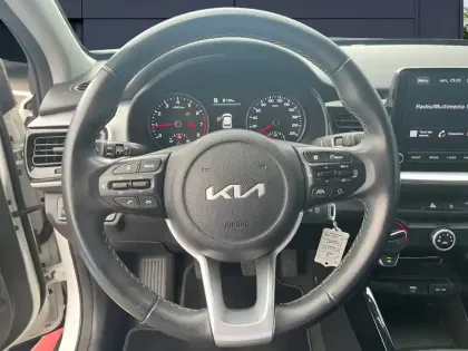 Photo 11 Kia Stonic  1.0 T-GDi 120 ch ISG BVM6