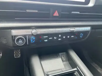 Photo 25 Hyundai Ioniq 6  77 kWh HTRAC - 325 ch