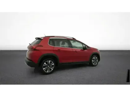 Photo 8 Peugeot 2008  PureTech 130ch S&S EAT6