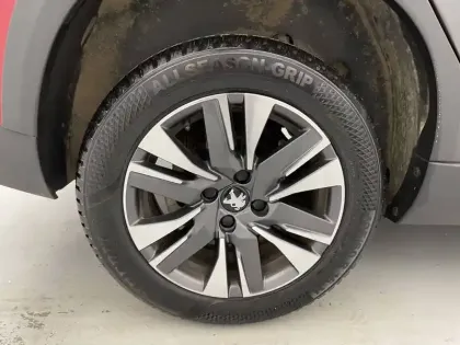 Photo 18 Peugeot 2008  PureTech 130ch S&S EAT6