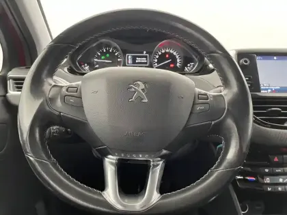 Photo 22 Peugeot 2008  PureTech 130ch S&S EAT6