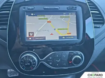 Photo 12 Renault Captur  TCe 120 Energy EDC
