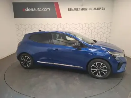 Photo 12 Renault Clio  E-Tech full hybrid 145