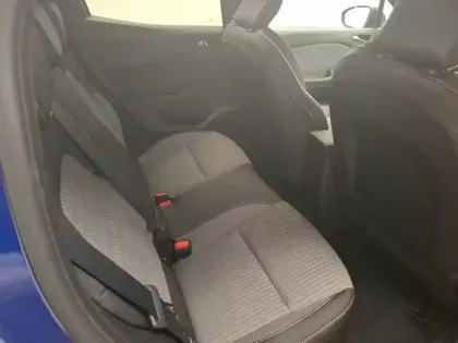 Photo 20 Renault Clio  E-Tech full hybrid 145