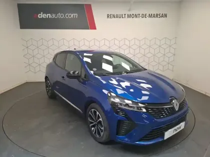 Photo 14 Renault Clio  E-Tech full hybrid 145