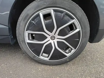 Photo 12 Mg Mg4  Electric 77kWh - 180 kW 2WD