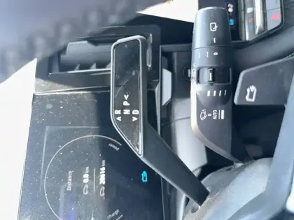 Photo 17 Renault Megane  E-Tech EV60 130ch optimum charge