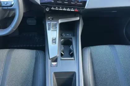 Photo 19 Peugeot 308  PHEV 180 e-EAT8