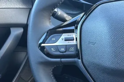Photo 21 Peugeot 308  PHEV 180 e-EAT8