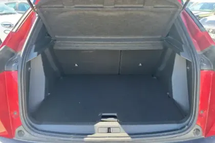 Photo 32 Peugeot 2008  Electrique 136 ch