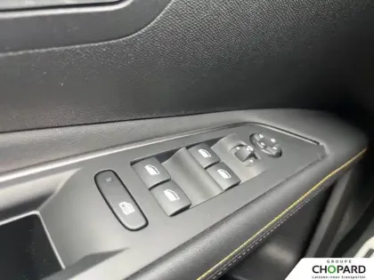 Photo 15 Peugeot 3008  Hybrid 225 e-EAT8
